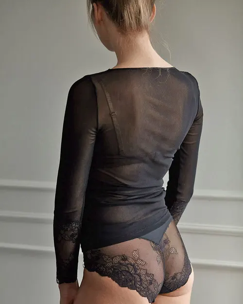 Black T Shirt for Women
