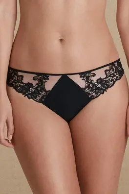 Труси жіночі стрінги Simone Perele 15C700