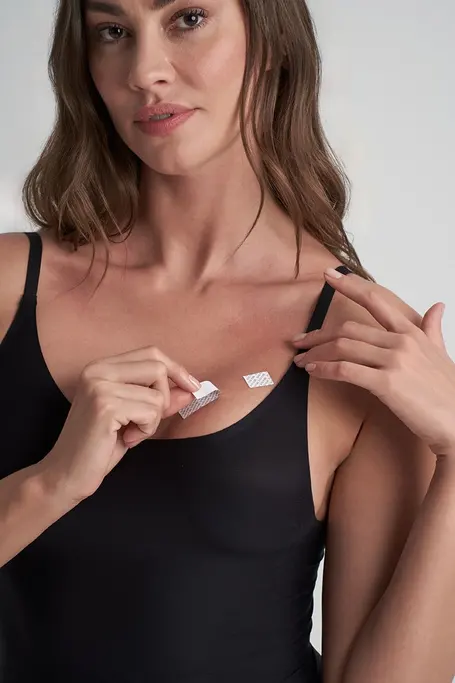 Двусторонние наклейки для фиксации одежды Bye Bra 973